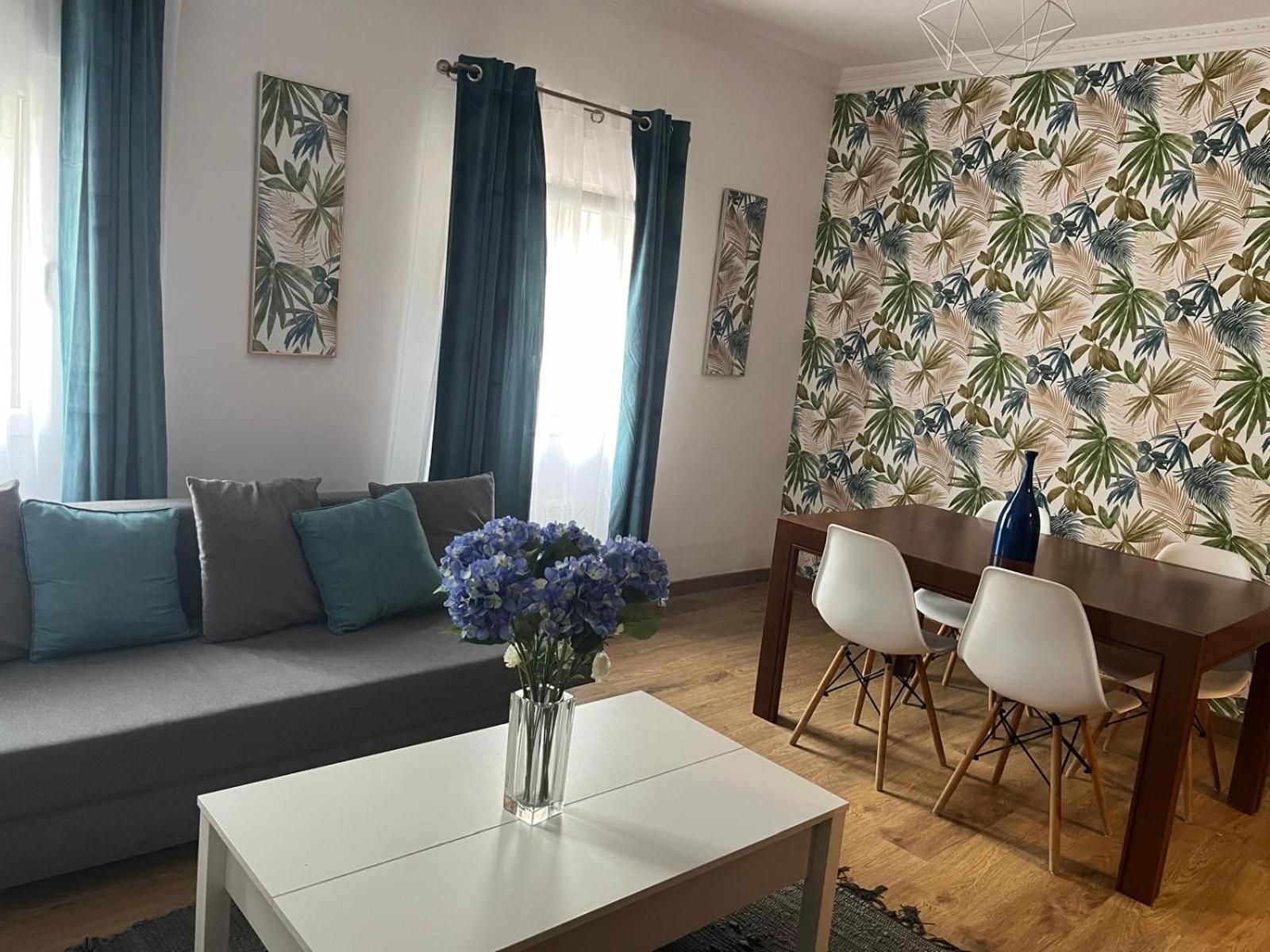 Bajo Al Lado Del Ayuntamiento Apartment Santander Luaran gambar